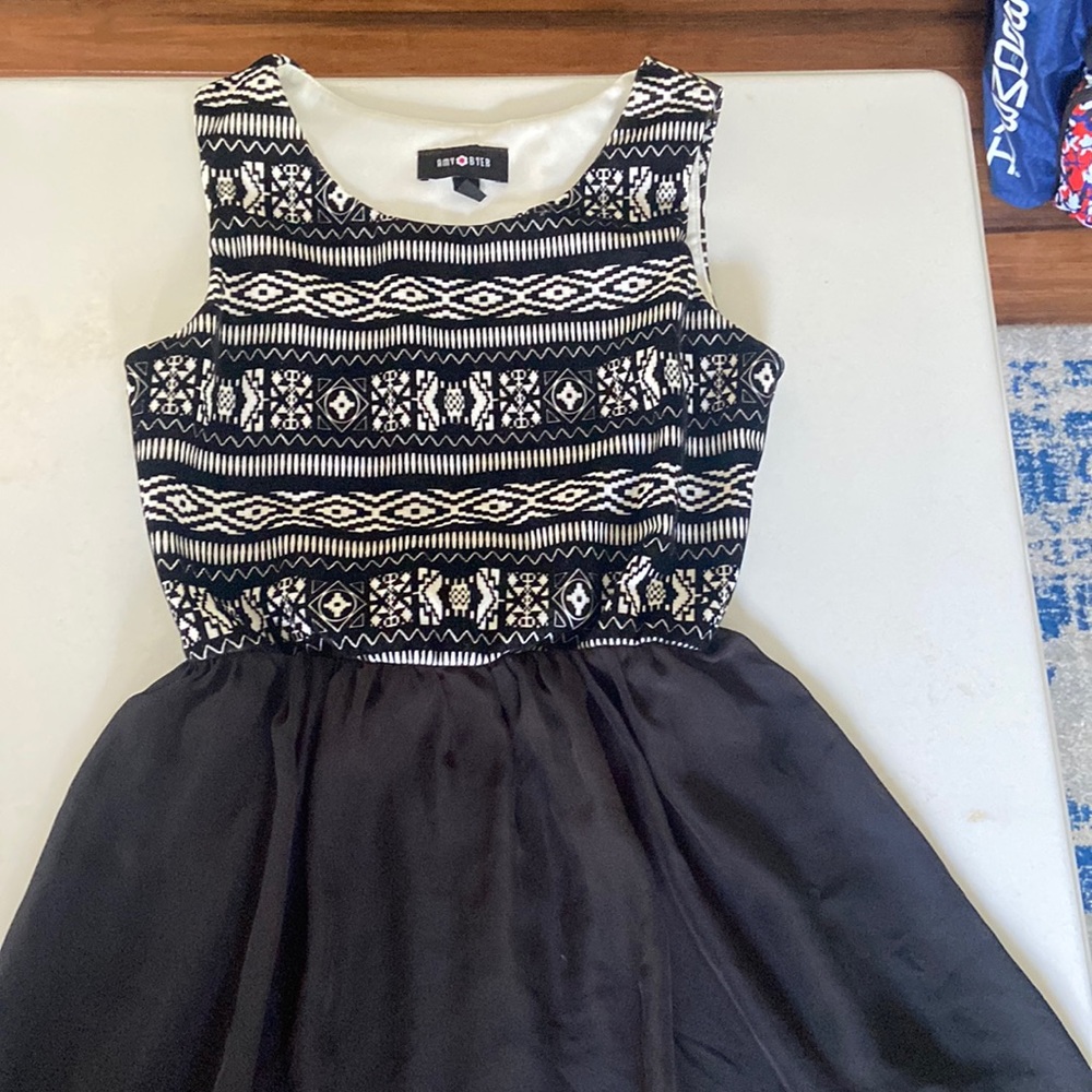 Black and white velvet patterned dress